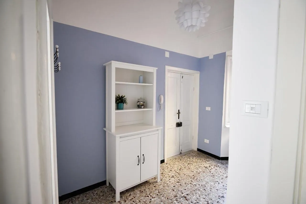 Apartment La Zuacca, Luminoso Appartamento Con Terrazzo Noli