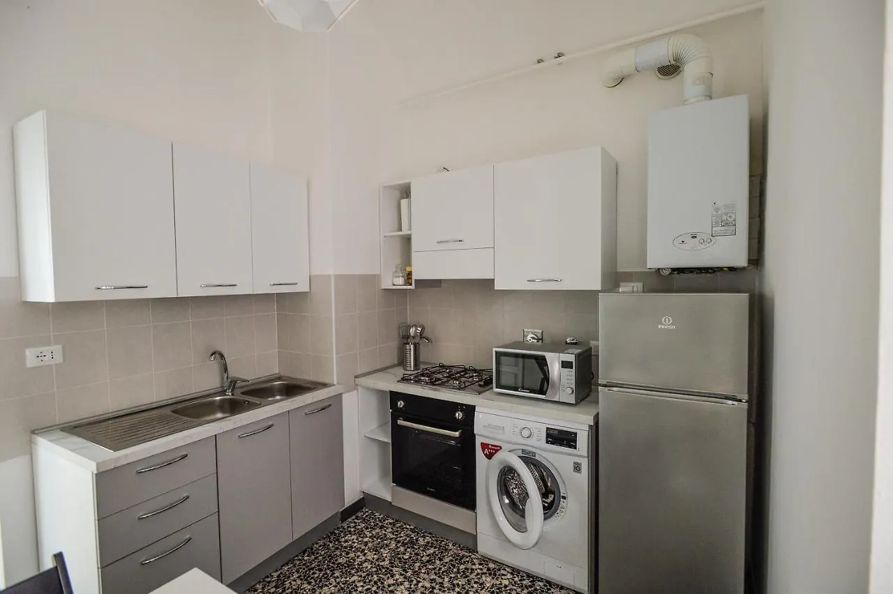 Apartment La Zuacca, Luminoso Appartamento Con Terrazzo Noli Italy