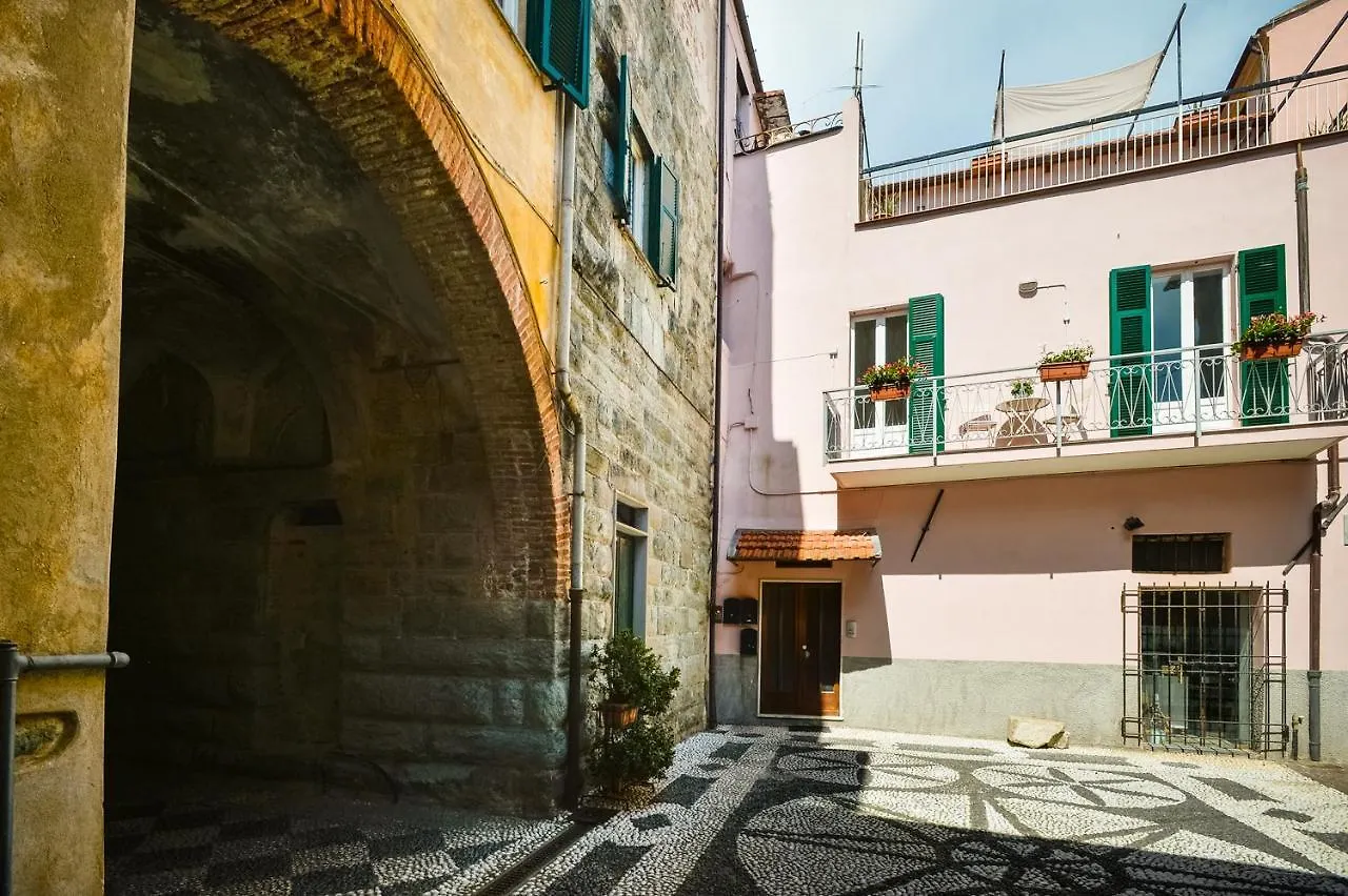 La Zuacca, Luminoso Appartamento Con Terrazzo Noli Apartment